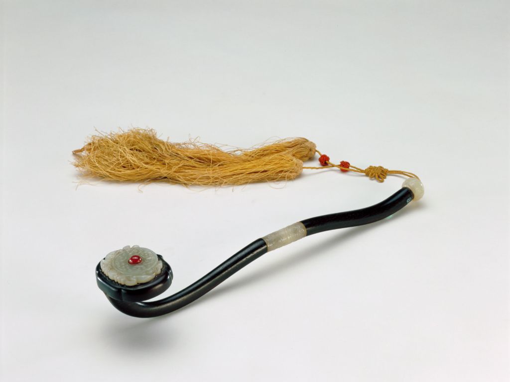 紫檀嵌玉镶红宝石小如意